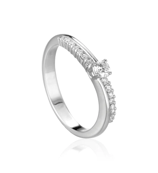Anello Solitario Donna in Oro 18 Carati con Diamanti.